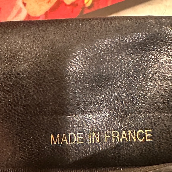 💯% Authentic CHANEL Caviar Wallet✨ - Picture 13 of 15